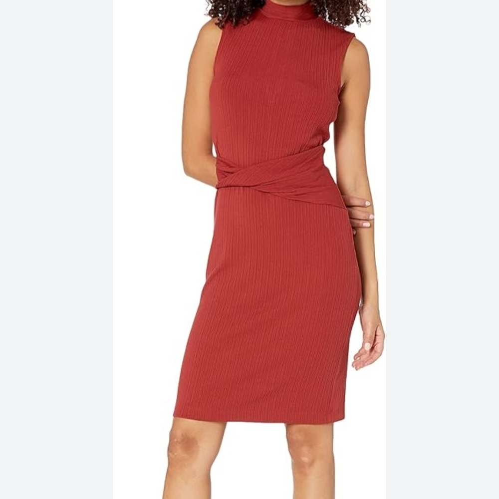 Tommy Hilfiger Elegant Sleeveless Red Dress